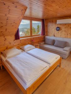 Postel nebo postele na pokoji v ubytování Lakeview Apartments Bled