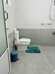 Koupelna v ubytování Daffodil Home