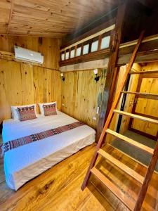 Postel nebo postele na pokoji v ubytování Muong Tra Stream Homestay