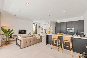 Kuhinja oz. manjša kuhinja v nastanitvi Zon&zo Luxurious Apartment in Jan Thiel