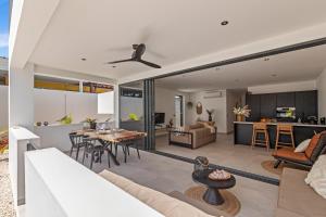 Posezení v ubytování Zon&zo Luxurious Apartment in Jan Thiel