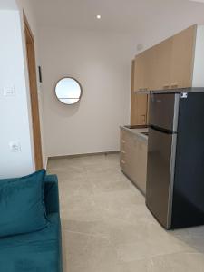 Η κουζίνα ή μικρή κουζίνα στο Fox Studios +15 φωτογραφίες