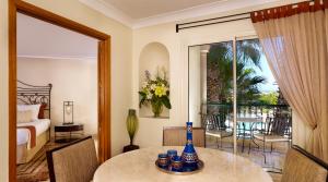 Гостиная зона в The Residence Tunis
