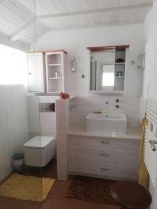 Et badeværelse på Ferienhaus Finca Sonrisa