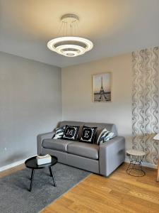 Gallery image of Appartement Avec Balcon Vue Sur La Défense in Courbevoie