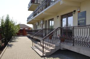 Balkón nebo terasa v ubytování PENSIUNEA APOLLO