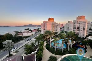 a view of a city with tall buildings at N1605 Vista Mar Nautilus Beto Carrero in Penha
