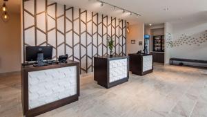 TV a/nebo společenská místnost v ubytování Best Western Plus Executive Residency Austin - Round Rock