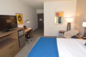 TV a/nebo společenská místnost v ubytování Best Western Plus Executive Residency Austin - Round Rock