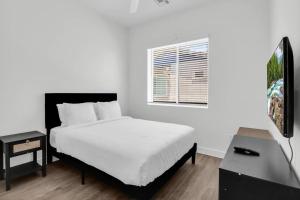 Gallery image of Goodyear Corporate Oasis 2BD 2BA in Goodyear