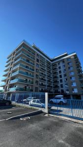 Bygningen som lejligheden ligger i + 6 billeder