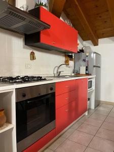 Kuchyň nebo kuchyňský kout v ubytování Caterina Appartamento Vacanze