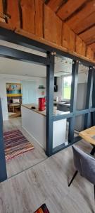 Η κουζίνα ή μικρή κουζίνα στο Chalet Auszeit