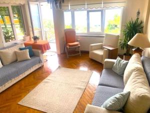 Billede fra billedgalleriet på Panoramik deniz manzaralı dubleks i Adalar + 28 billeder