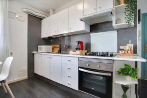 Kuchnia lub aneks kuchenny w obiekcie Apartamento acogedor en la laguna