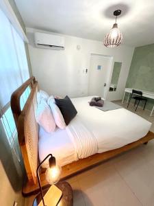 Voodi või voodid majutusasutuse The Pelican Poshtel toas