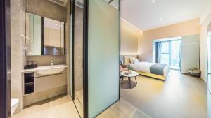 Fotografie z fotogalerie ubytování Slow Cloud Residence - Gongbei Port Zhuhai Station v destinaci Gongbei