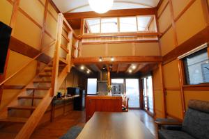 A kitchen or kitchenette at 別邸よし井 倉敷町屋の貸別荘