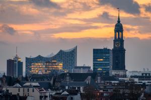Nespecifikovaný výhled na destinaci Hamburk nebo výhled na město při pohledu z hotelu