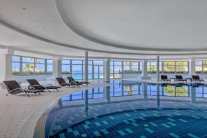 Bazén v ubytování Le Meridien Lav Split nebo v jeho okolí