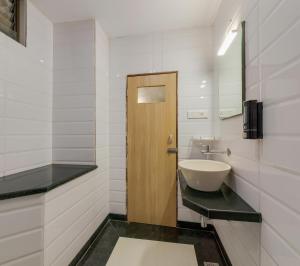 Koupelna v ubytování Hotel Vihar Deluxe + 23 fotografií