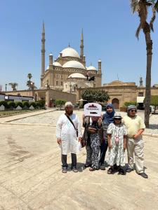 Tetamu yang menginap di Happy Day Pyramids View Hotel
