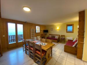 Posezení v ubytování travelski home classic - Les Chalets de la Fontaine du Roi