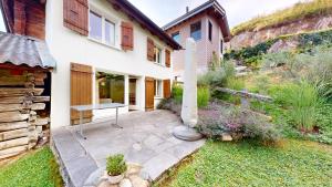 Zahrada ubytování Mountain getaway in the heart of Nax