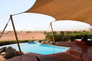 Bazen v nastanitvi oz. blizu nastanitve Al Maha, a Luxury Collection Desert Resort & Spa, Dubai