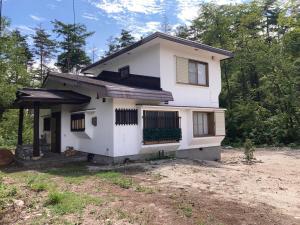 Building kung saan naroon the country house