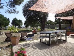 Κήπος έξω από το Villa TAKY - LE VERDON SUR MER - max 11 pers