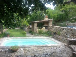 Πισίνα στο ή κοντά στο Villa & piscine, Calme Absolu, Jardin Spacieux