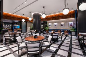 Um restaurante ou outro lugar para comer em IntercityHotel Xi'an Dayan Pagoda by DH
