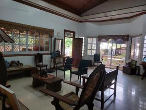 Posezení v ubytování Yuken Mari Beach Resort Panglao