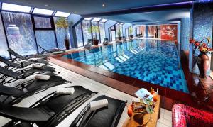 The swimming pool at or close to Wellness Hotel Chopok