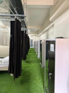 Radha Residency客房内的一张或多张床位