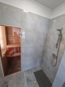 ห้องน้ำของ Ventspils iela - Viesu Māja ar saunu +19 ภาพ