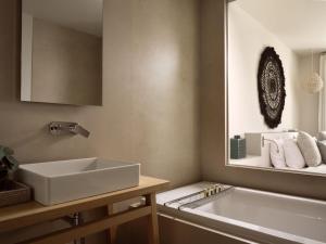Kúpeľňa v ubytovaní Eagles Villas - Small Luxury Hotels of The World