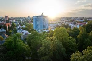 Nespecifikovaný výhled na destinaci Olomouc nebo výhled na město při pohledu z hotelu