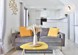 Posedenie v ubytovaní Appartements duplex 3 et 4 personnes - Climatisation - Village élu parmi les "Plus Beaux Villages de France" - Route des Vins - Centre Alsace