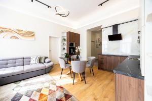 DeLuxe Izabella City Center Residence with 4BEDRM, 3BATHRM 1064 Budapest, Izabella utca 77 kép - 2