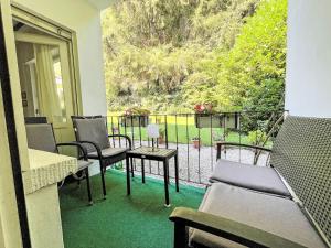 Μπαλκόνι ή βεράντα στο Apartment Wildbadstrasse by Interhome