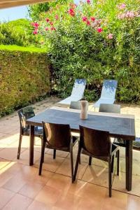 Fotografia z galérie ubytovania Holiday Home Tahiti Parc-4 by Interhome v destinácii Le Lavandou