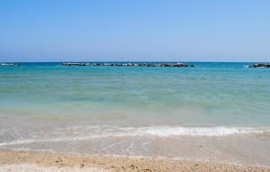 Φυσικό τοπίο κοντά σε αυτή η παραθεριστική κατοικία +32 φωτογραφίες