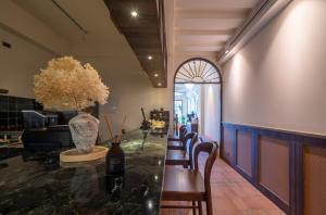 Istumisnurk majutusasutuses Soli Hospitale 宿里旅行舍
