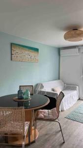 Gallery image of Beau soleil 20 in Port-la-Nouvelle