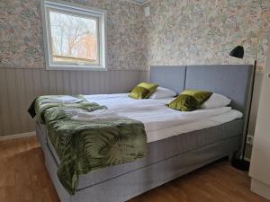 Letto o letti in una camera di Toftastrand Hotell