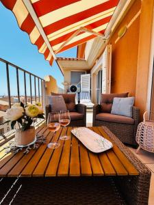 Posezení v ubytování Almerimar Porto Fino - Appartement de luxe, vue mer