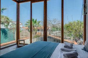 Postel nebo postele na pokoji v ubytování Warszawski Alaçatı + 28 fotografií