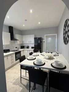 Kuchyň nebo kuchyňský kout v ubytování Sea Breeze house